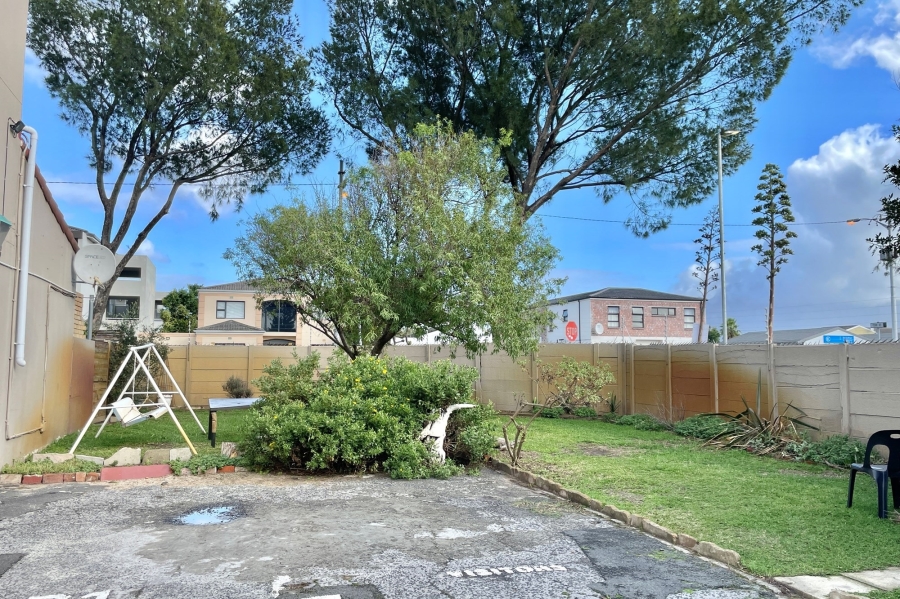 2 Bedroom Property for Sale in Ottery Western Cape